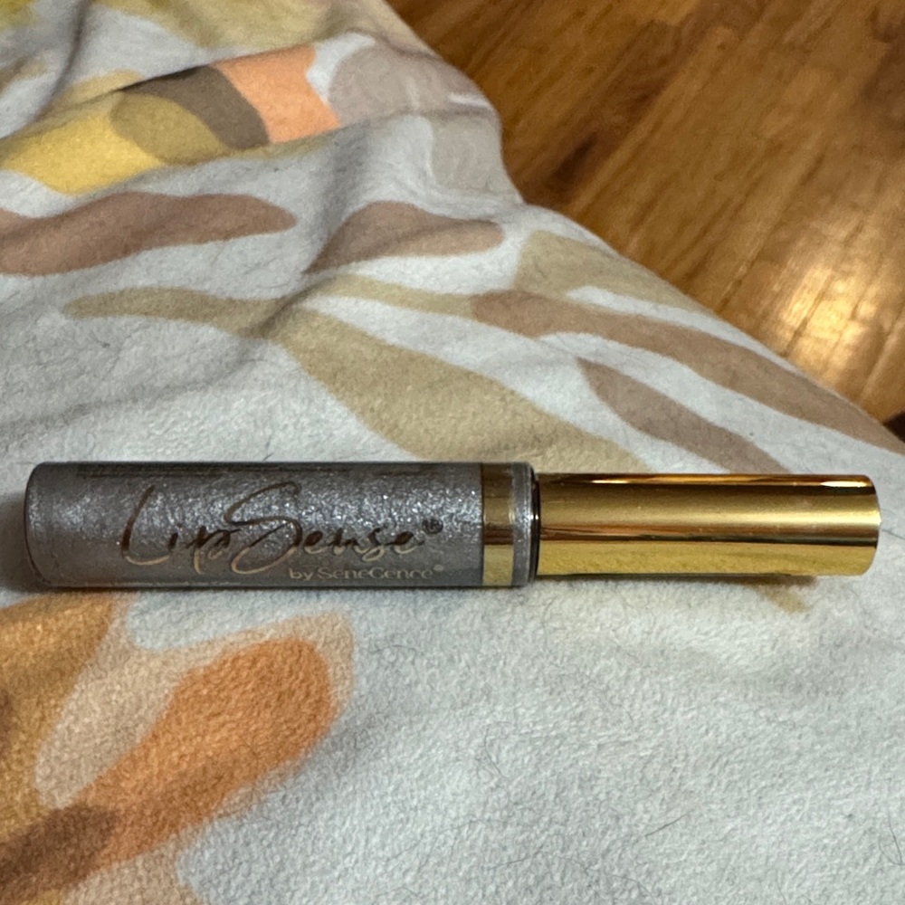 SeneGence LipSense Shimmering Silver Liquid Lipstick - Silver Luster